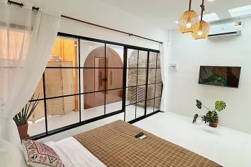 2 Bedroom Villa for sale in Rawai, Phuket