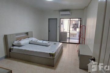 1 Bedroom Condo for sale in Thepleela Condo Town, Phlapphla, Bangkok near MRT Ramkhamhaeng