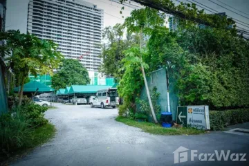 Land for sale in Khlong Tan Nuea, Bangkok