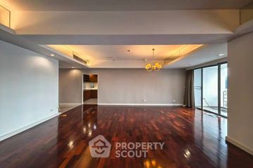 3 Bedroom Condo for sale in Khlong Tan Nuea, Bangkok