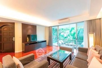 2 Bedroom Condo for rent in Krystal Court, Khlong Toei Nuea, Bangkok near BTS Nana