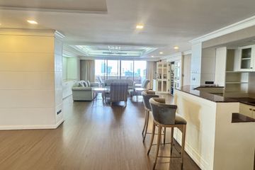 4 Bedroom Condo for rent in Oriental Towers, Khlong Tan Nuea, Bangkok near BTS Thong Lo
