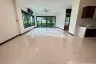 4 Bedroom House for rent in Khlong Tan Nuea, Bangkok