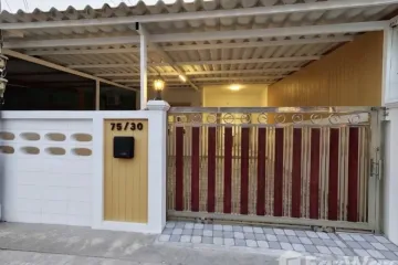 2 Bedroom Townhouse for sale in Nong Pla Lai, Chonburi