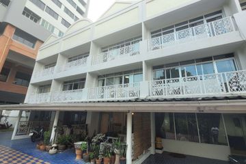 4 Bedroom Townhouse for rent in Khlong Tan Nuea, Bangkok near BTS Phrom Phong