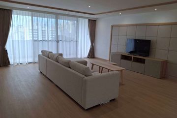 3 Bedroom Condo for rent in Khlong Tan Nuea, Bangkok