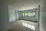 Warehouse / Factory for rent in Lam Pho, Nonthaburi