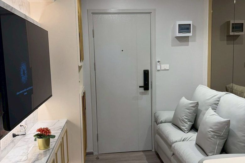 Condo For Rent