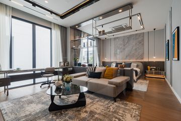 5 Bedroom House for sale in Chan Kasem, Bangkok near MRT Phawana