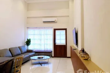 4 Bedroom Townhouse for Sale or Rent in Suthep, Chiang Mai