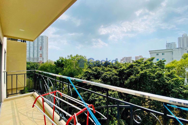 2 Bedroom Condo For Rent