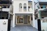 3 Bedroom Townhouse for sale in Muangmai Pet Villa, Chim Phli, Bangkok