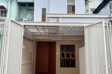 2 Bedroom Townhouse for sale in Baan yu charoen, Khlong Chaokhun Sing, Bangkok near MRT Mahatthai
