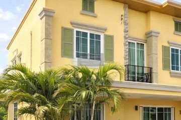 4 Bedroom Townhouse for sale in Golden Town Onnut-Pattanakarn, Prawet, Bangkok near Airport Rail Link Ban Thap Chang