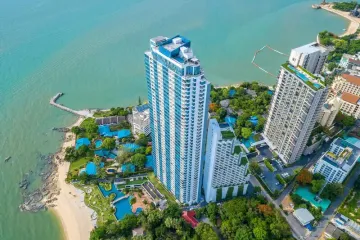 2 Bedroom Condo for sale in Na Kluea, Chonburi