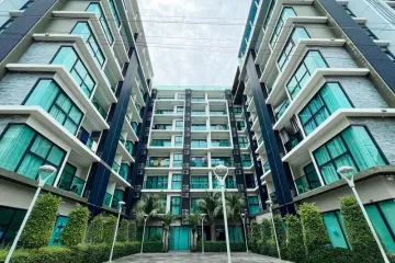 2 Bedroom Condo for sale in Siam Oriental Plaza, Nong Prue, Chonburi