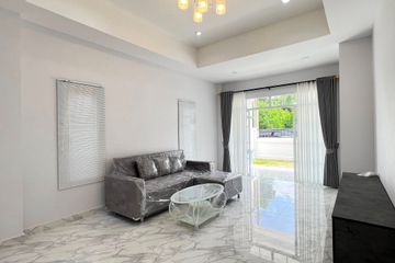 3 Bedroom Villa for sale in Nong Pla Lai, Chonburi