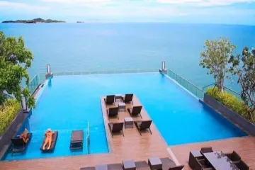 2 Bedroom Condo for rent in Wong Amat Tower, Na Kluea, Chonburi