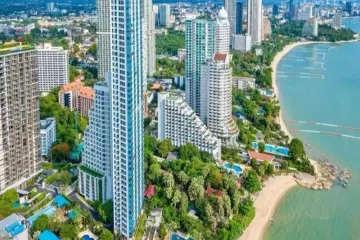 2 Bedroom Condo for sale in The Palm Wongamat Beach, Na Kluea, Chonburi