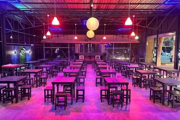 1 Bedroom Commercial for sale in Na Kluea, Chonburi