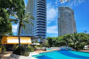 2 Bedroom Condo for sale in Lumpini Park Beach Jomtien, 