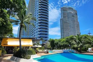 2 Bedroom Condo for sale in Lumpini Park Beach Jomtien, 