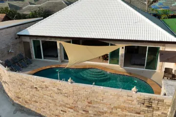 4 Bedroom Villa for sale in Nong Prue, Chonburi