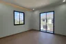 3 Bedroom Villa for sale in Na Kluea, Chonburi