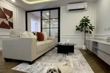 2 Bedroom Condo for sale in Grand Park Town Building C, Wang Thonglang, Bangkok near MRT Huai Khwang