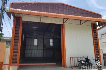 Warehouse / Factory for rent in Khlong Chan, Bangkok