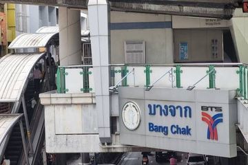 3 Bedroom Townhouse for sale in Bang Chak, Bangkok near BTS Bang Chak