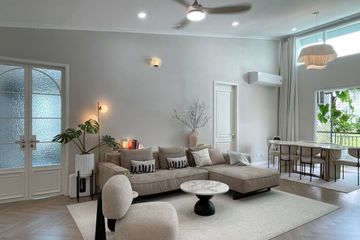 3 Bedroom Condo for sale in The Bangkok Sukhumvit 61, Khlong Tan Nuea, Bangkok near BTS Ekkamai