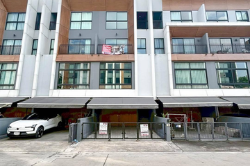 3 Bedroom Townhouse for sale in Arden Phatthanakan, Suan Luang, Bangkok near BTS On Nut