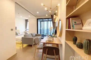 1 Bedroom Condo for rent in Ashton Chula-Silom, Si Phraya, Bangkok near MRT Sam Yan