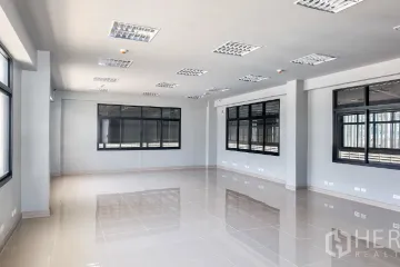 Warehouse / Factory for rent in Nong-Kham, Chonburi