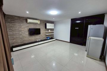 3 Bedroom Townhouse for rent in Sam Sen Nai, Bangkok near BTS Ari