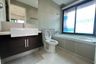 1 Bedroom Condo for rent in Noble Remix, Khlong Tan, Bangkok near BTS Thong Lo