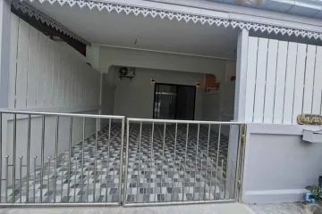 2 Bedroom House for sale in Na Kluea, Chonburi