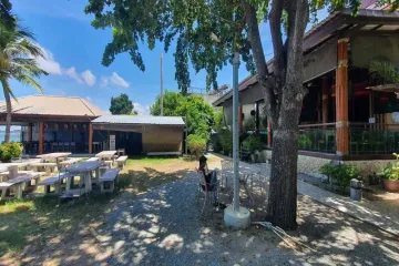 1 Bedroom Apartment for sale in Na Kluea, Chonburi