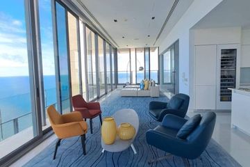 2 Bedroom Condo for sale in Zire Wongamat, Na Kluea, Chonburi