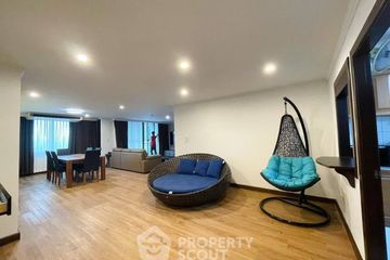 3 Bedroom Condo for sale in Acadamia Grand Tower, Khlong Tan Nuea, Bangkok near BTS Phrom Phong