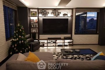 2 Bedroom Condo for sale in Khlong Tan Nuea, Bangkok