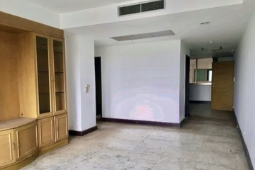 4 Bedroom Condo for sale in Royal Castle Pattanakarn, Suan Luang, Bangkok