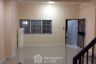 4 Bedroom Townhouse for sale in Baan Sirintra Romklao-Suvarnabhumi, Khlong Sam Prawet, Bangkok