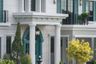 4 Bedroom House for sale in Malton Gates Krungthep Kreetha, Saphan Sung, Bangkok