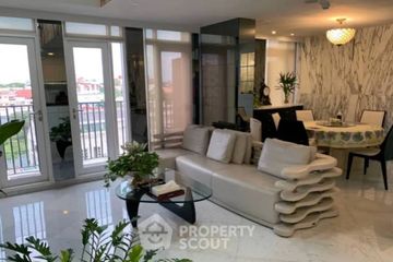 3 Bedroom Condo for sale in Maestro 01 Sathorn-Yenakat, Thung Maha Mek, Bangkok near MRT Khlong Toei
