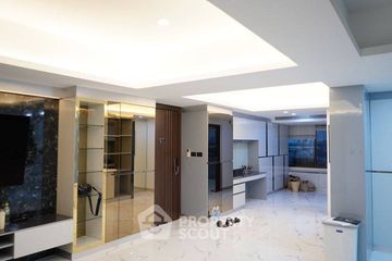 2 Bedroom Condo for sale in Vivid Tower, Suan Luang, Bangkok near MRT Ratchadaphisek