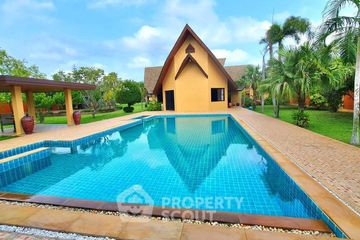 6 Bedroom Villa for sale in Sattahip, Chonburi