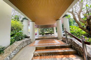 2 Bedroom Condo for sale in Sunshine Beach Condotel, Na Jomtien, Chonburi