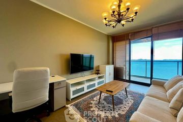 2 Bedroom Condo for sale in Zire Wongamat, Na Kluea, Chonburi